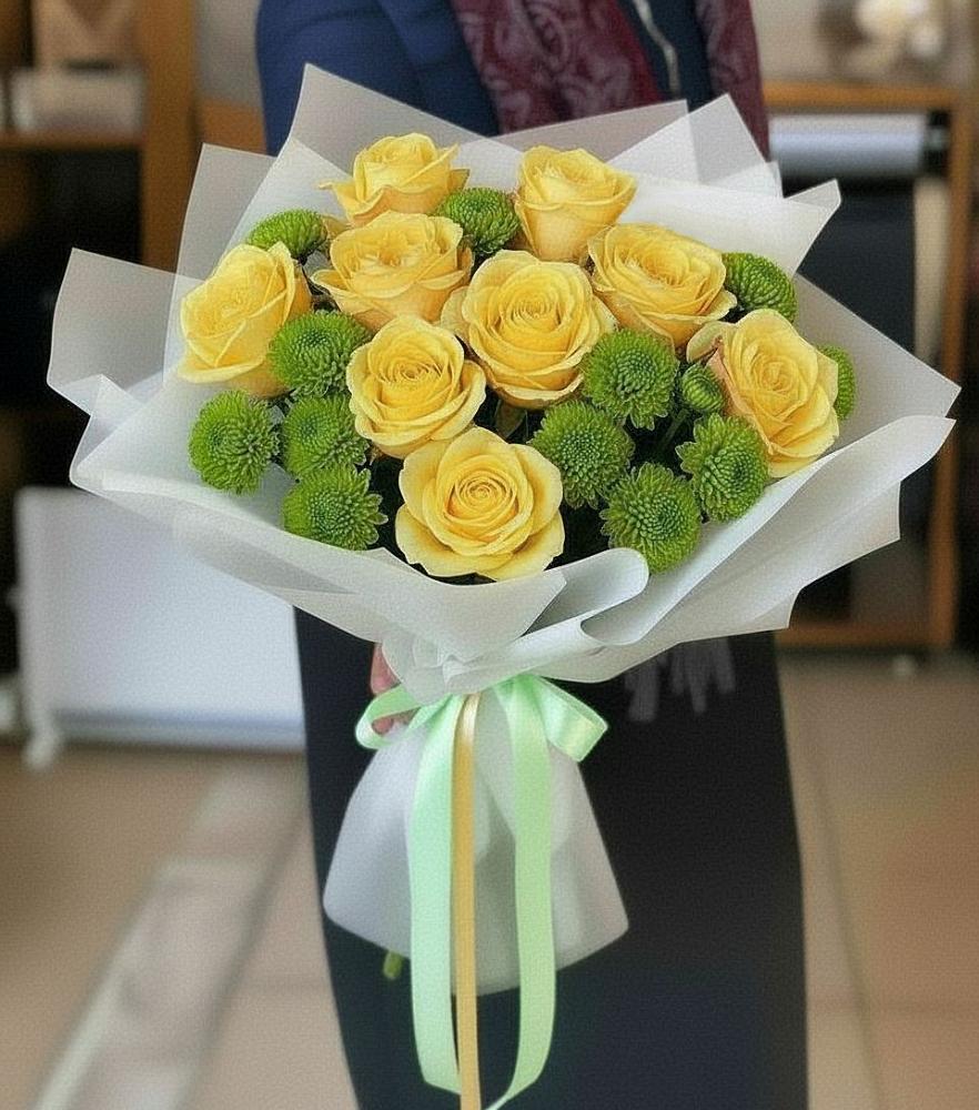 Букет цветов из: Хризантемы и Розы в Карасуке