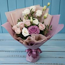 Букет цветов из:  Розы и Лизиантусы #REPLACE_PRED# Карасуке