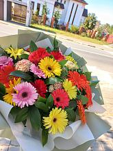Букет цветов из:  Герберы #REPLACE_PRED# Карасуке