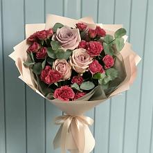 Букет цветов из:  Гвоздики и Розы #REPLACE_PRED# Карасуке