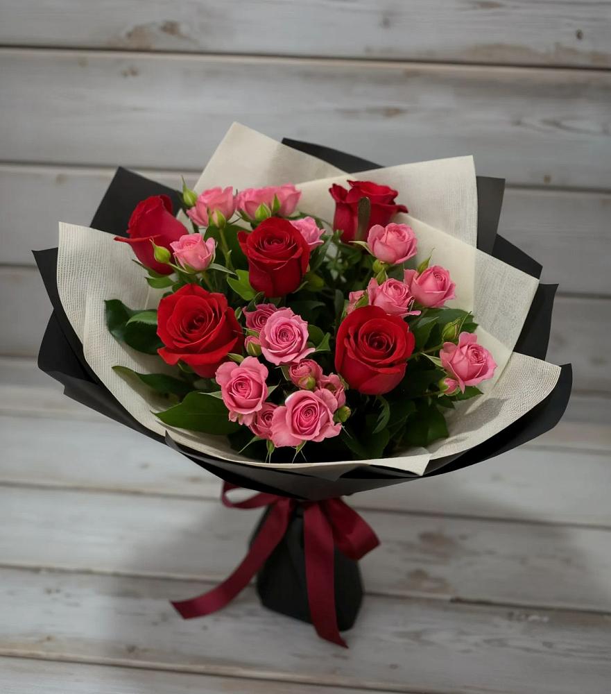 Букет цветов из: Розы в Карасуке